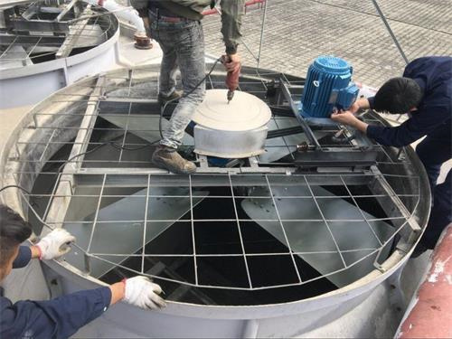 如何選擇閉式冷卻塔系統(tǒng)水箱？(怎么選擇開式或閉式冷